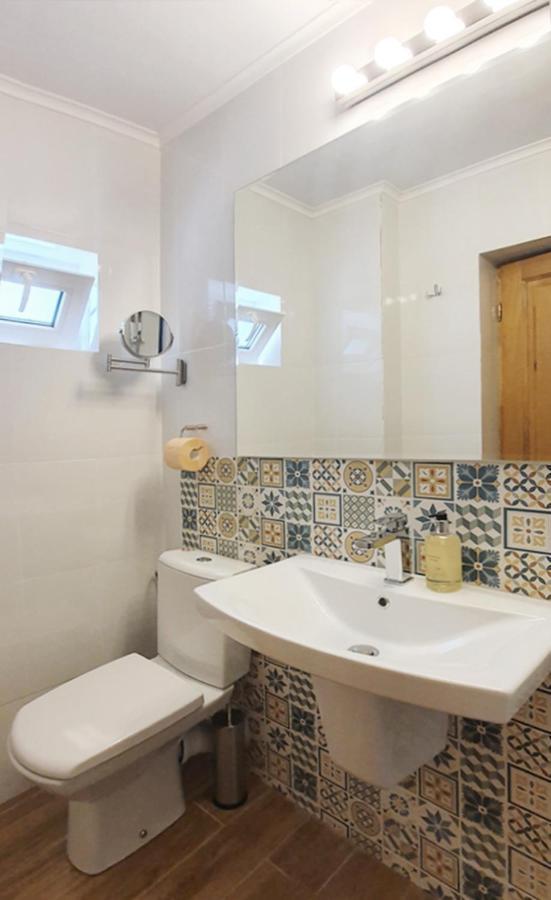 Casa Romaneasca Curtea de Argeş エクステリア 写真